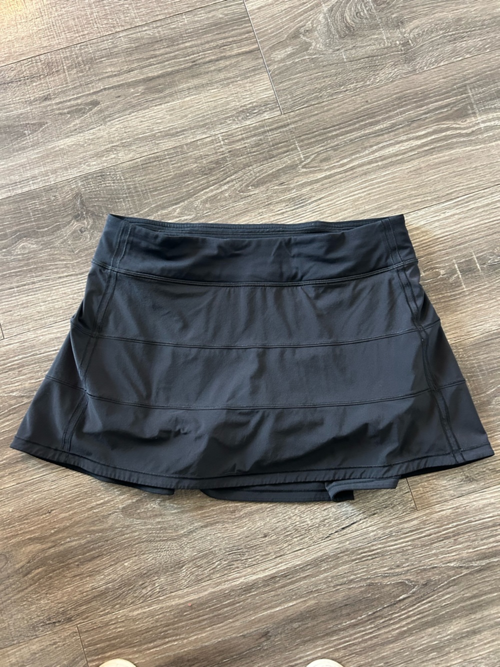 Lululemon Pace Rival Mid-Rise Skirt